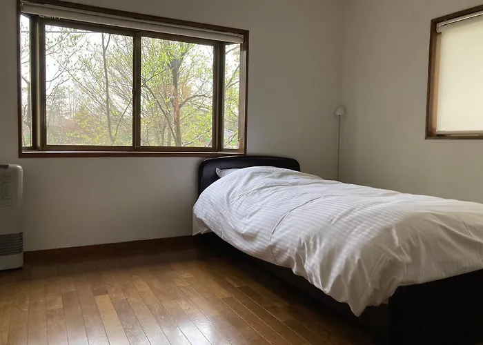 Yatsugatake Cottage